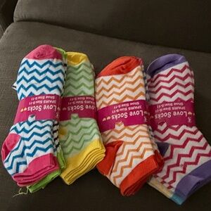 Multi-Color Chevron Crew Socks - Pack of 4 
12 pair